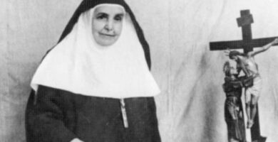 Conoce la Novena de Santa Angela de la Cruz: Todo lo que Necesitas Saber 4 Conoce la Novena de Santa Angela de la Cruz: Todo lo que Necesitas Saber