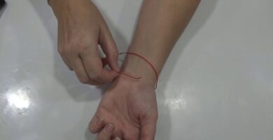 Cómo Hacer una Pulsera Roja de 7 Nudos: Guía Paso a Paso 7 Cómo Hacer una Pulsera Roja de 7 Nudos: Guía Paso a Paso